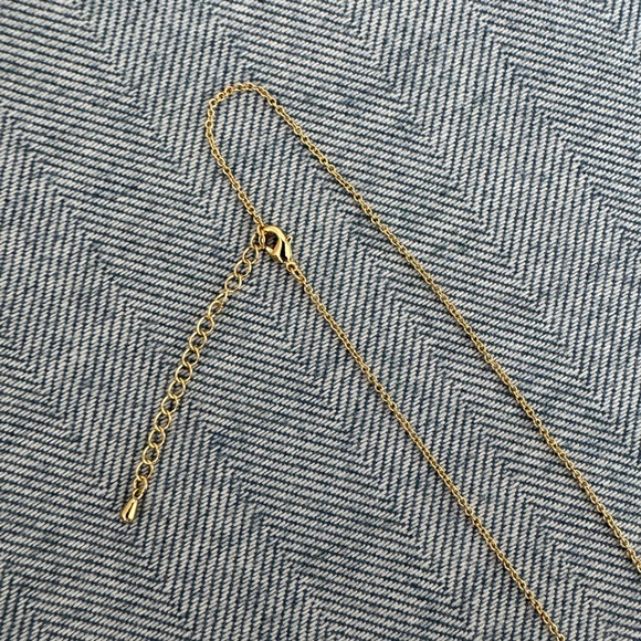 NWOT Tuckernuck Faux Pearl Pendant Necklace - Picture 3 of 6